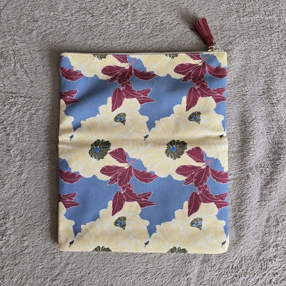 Anthropologie Rachel Pally Bloom Floral Canvas Zip Tassel Folded Clutch Handbag - Picture 4 of 10